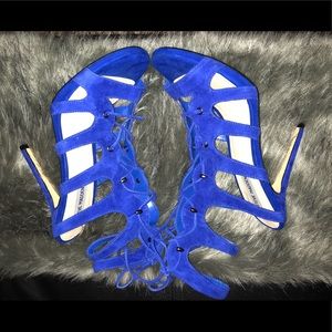 Steve Madden suede blue heels